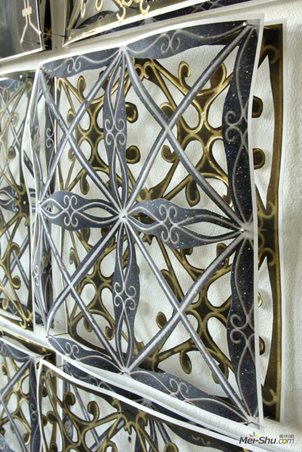 《爱》作者：亚历山德罗斯·乔治乌 规格：54 × 77 cm