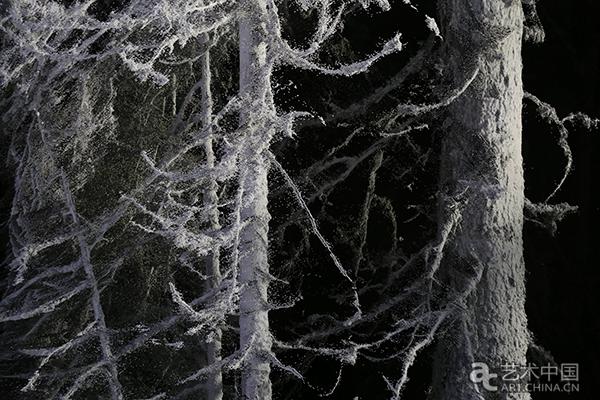 遗存，系列喷墨多联画屏，2018，360×140cm/每屏