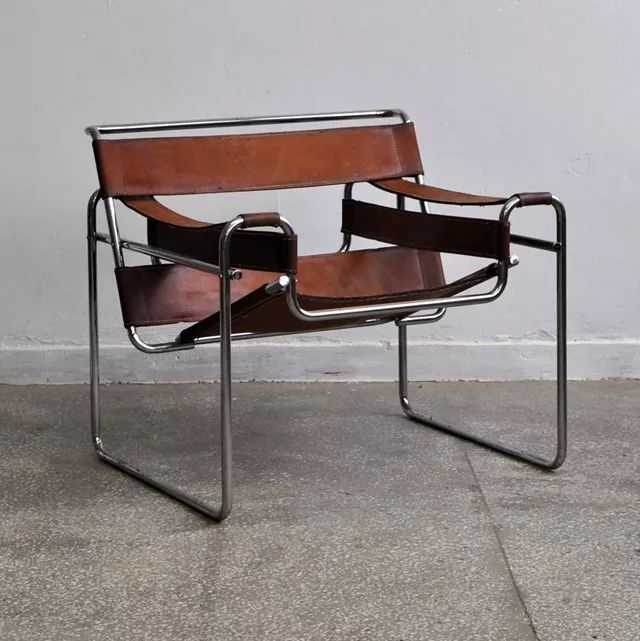 ▲ Wassily Chair