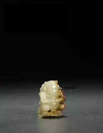 宋 白玉雕迦楼罗神鸟像炉顶