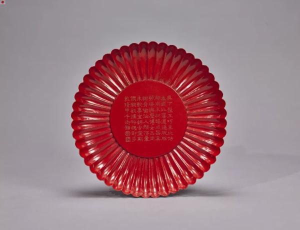 上博40年后再推漆艺大展
