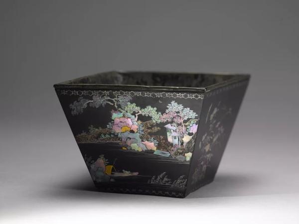 上博40年后再推漆艺大展