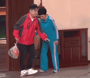 一上新就秒没？球鞋现在这么火了?