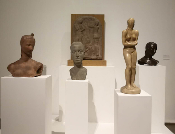 展览现场，6件首次在中国展出的维尔海姆·兰布鲁克雕塑。澎湃新闻记者图。