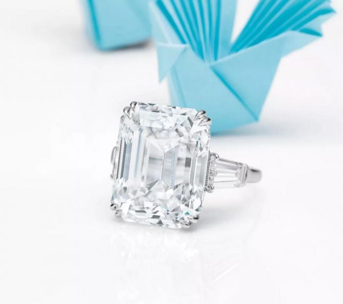 16.08克拉天然D色VVS1净度Type IIa钻石戒指, Harry Winston