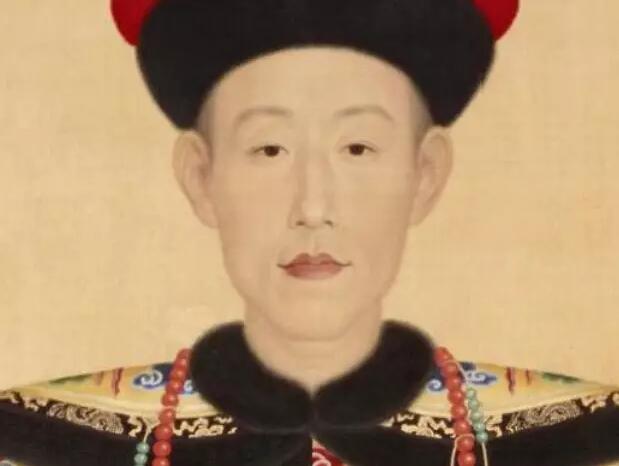 ▲郎世宁改良西洋油画的明暗画法，使光源由正面切入，避免了阴阳脸。