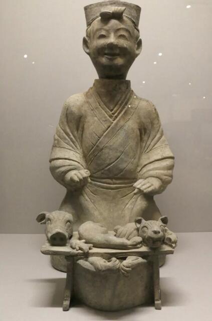 ▲汉代 陶庖厨俑成都博物馆藏