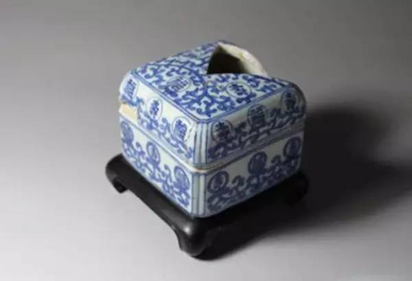 “不完美”瓷器