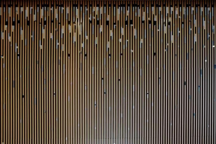 KCC-Art Studio，《生长圈4》，艺术装置，不锈钢镀钛，LCM置汇旭辉广场，2圈18