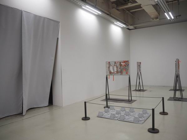 “林中”展览现场