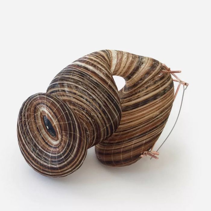 Rita Soto，智利，“折叠记忆”，马毛，植物纤维，铜，不锈钢，银，多种尺寸，2017