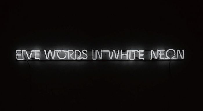 约瑟夫·柯苏斯，《Five Words in White Neon》，1966，私人收藏（©艺术家）