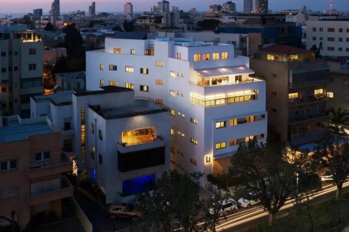 ▲罗斯柴尔德大街上由 Ze’ev Rechter 设计的 Krieger House Rothschild 71 hotel, Tel-Aviv