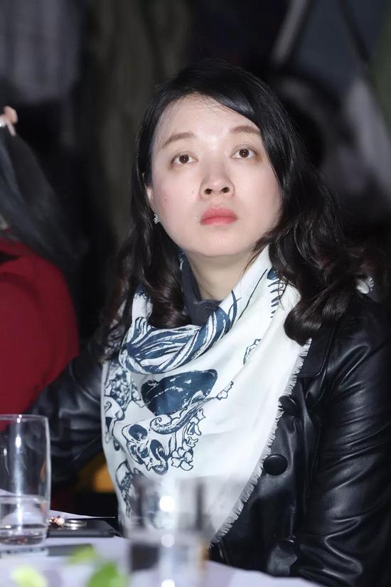 《中国文化报》主任编辑 严长元