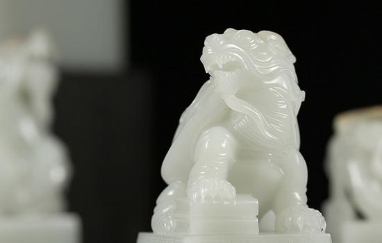 卞宇杰：十方龙玺，致敬传统，致敬未来