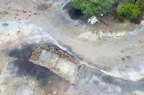 在非洲7万年前地层里 中肯考古队这个发现厉害了