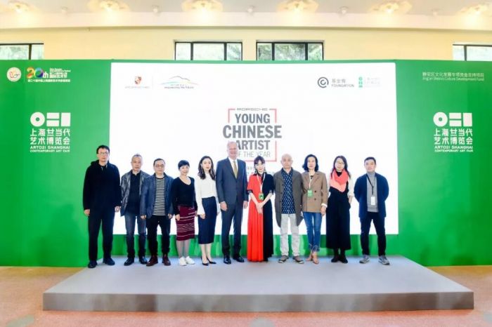 由保时捷中国携手Cc基金会联合主办、ART021倾力协办的2019年保时捷“中国青年艺术家双年评选”于上海展览中心正式启动。