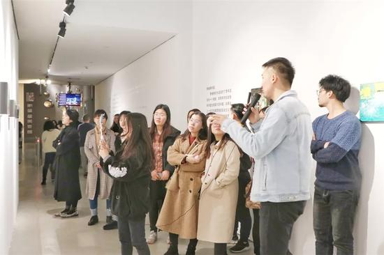 现场导览