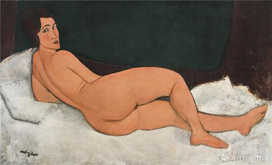 意大利画家亚美迪欧·莫迪瑞安尼（1884~1920）1917年作《向左侧卧的裸女》油画（2018年纽约苏富比1.57亿美元成交）