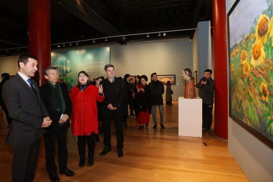 中保当代美术交流展在太庙艺术馆展出