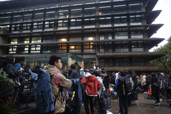中国美院2019年校考开考，最火专业招考比例达1：120