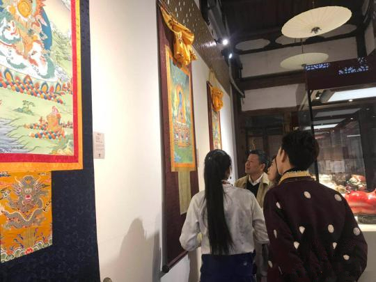 “雪域之光·昌都唐卡艺术展”1日在福州三坊七巷“福建省非物质文化遗产博览苑”正式展出。