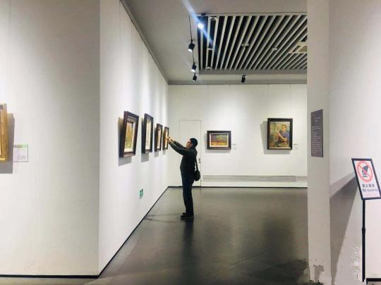 6日，“当代俄罗斯油画大师展”在黑龙江省开展。
