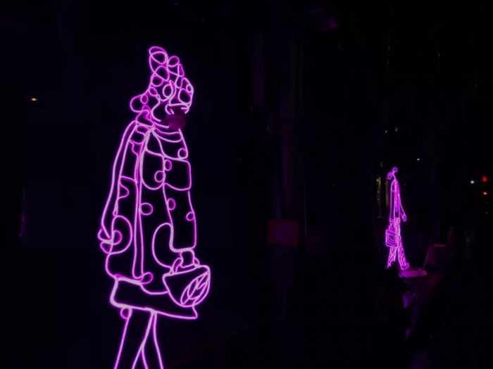 刘毅：公共艺术不只是艺术家个人的创作，“光语者”降临上海铜仁路