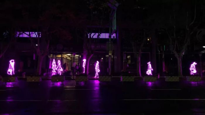 ▲展览现场光语者
