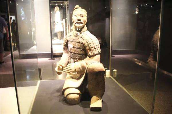 秦始皇帝陵与汉景帝阳陵出土陶俑展开展