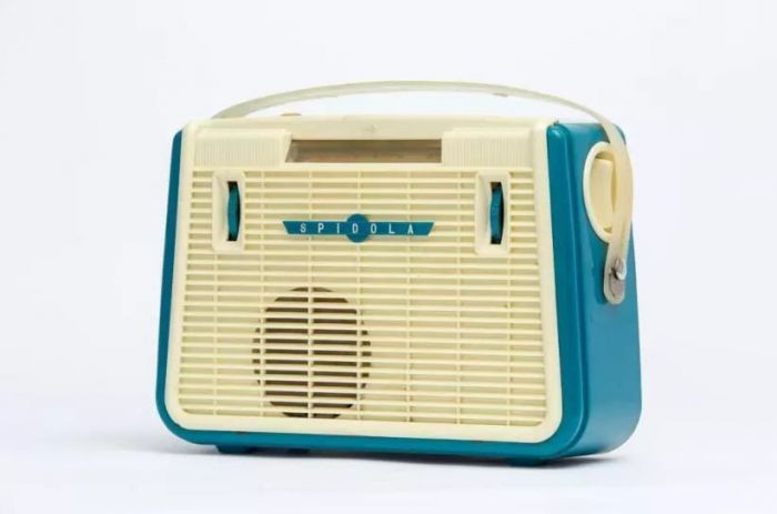 > 半导体收音机，1960-1962