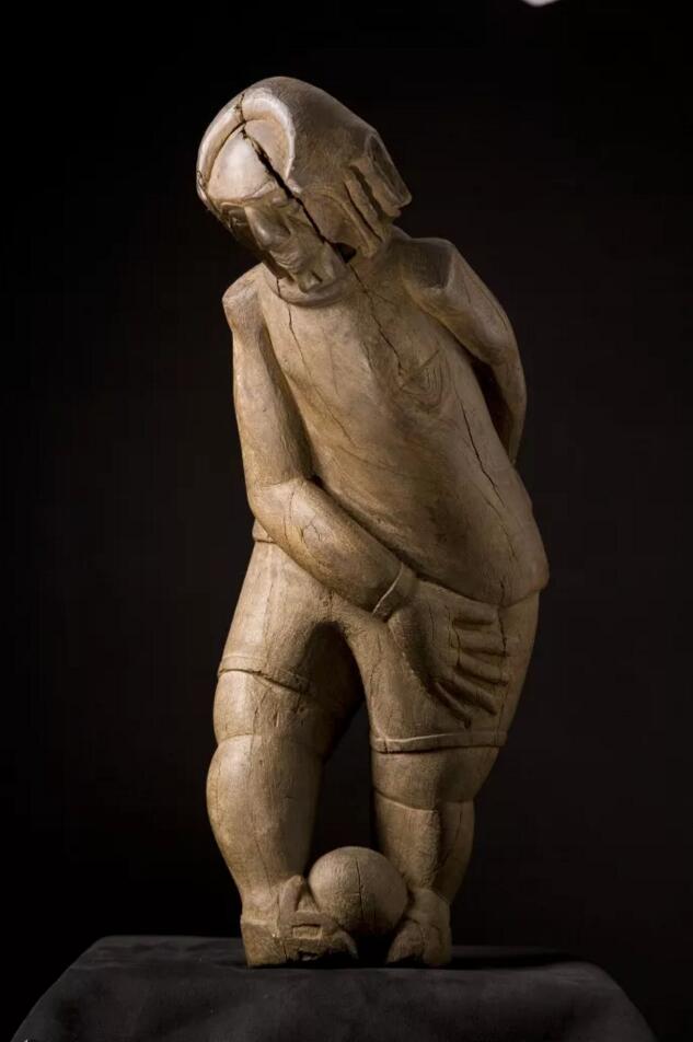 杰克逊·隆瓦尼，《基督踢足球》，〈从祭坛到基督〉，约1983年，约翰内斯堡美术馆