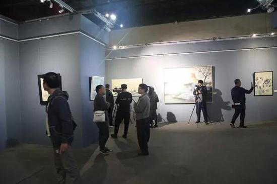 “蕴藉悠然——吴悠油画作品展”在恭王府开幕