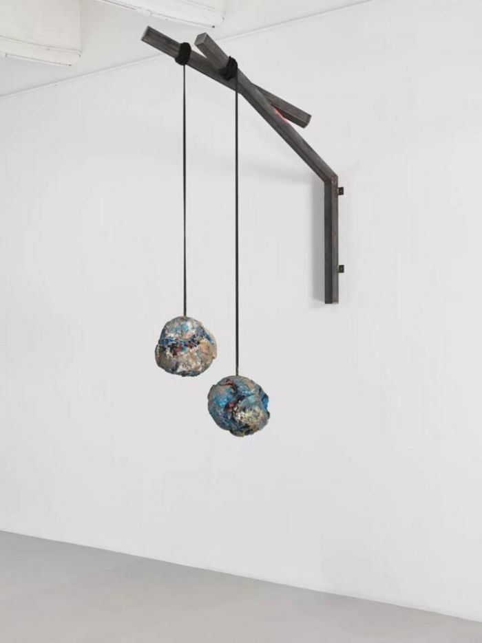 豪瑟沃斯呈现菲莉达·巴洛大型装置作品展