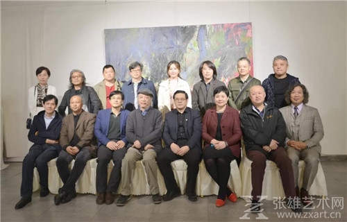 色块的震撼“边界·;唐承华新作品展” 在慧和天语艺术空间开幕