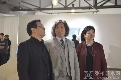 色块的震撼“边界·;唐承华新作品展” 在慧和天语艺术空间开幕