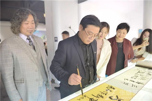 色块的震撼“边界·;唐承华新作品展” 在慧和天语艺术空间开幕