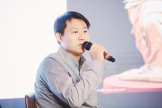 艺术中国副总编辑许柏成发言