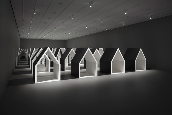 Nendo 设计的“变化中的房子”场景。图片来自 Dezeen。