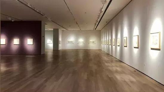 张静伯作品展开幕 百幅作品亮相宝龙艺术中心