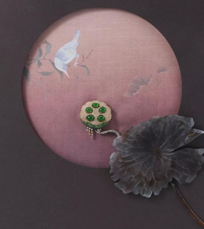 《莲蓬翡翠胸针/摆件两用》林芳朱
