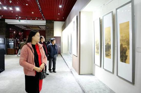 路洪明山水画展在京举办