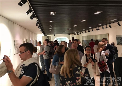 “中俄地方合作交流年——广东画家罗灵、罗奇走进俄罗斯油画作品展”在莫斯科开幕