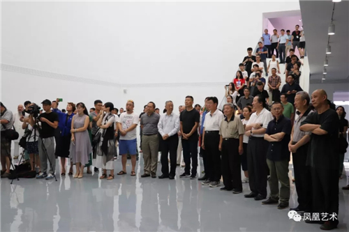 宋庄美术馆重开首展：回首中国出版业的黄金年代