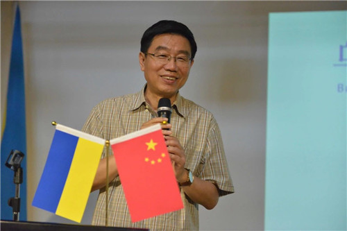 “乌克兰·中国艺术家交流展”在慧和天语艺术空间、国际酿酒大师艺术馆隆重开幕