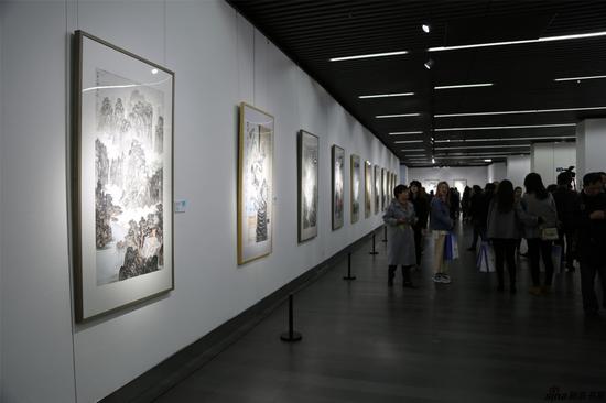 时代新象——南京市青美协十周年精品展盛大开幕