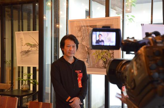 陈石松接受媒体采访