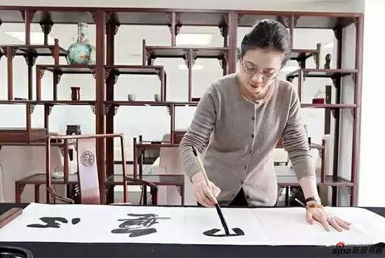 新浪大展讯|与古为新--孙晓云书法作品展23日开幕