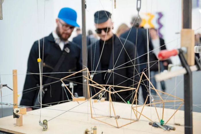 2018 Frieze London：百万美元的聊天