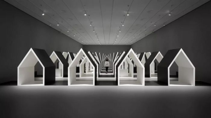 由nendo设计的《变焦屋》，是此次展览最重要的空间设计。